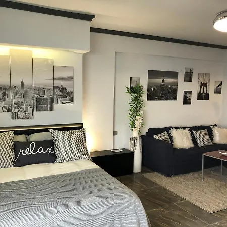 Апартаменты - Elviria Floor Loft Next To Nikki Fantastic Sea Views *